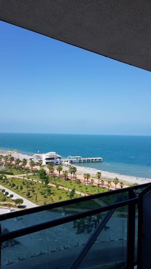 Batumi Beach Tower Bagian luar foto