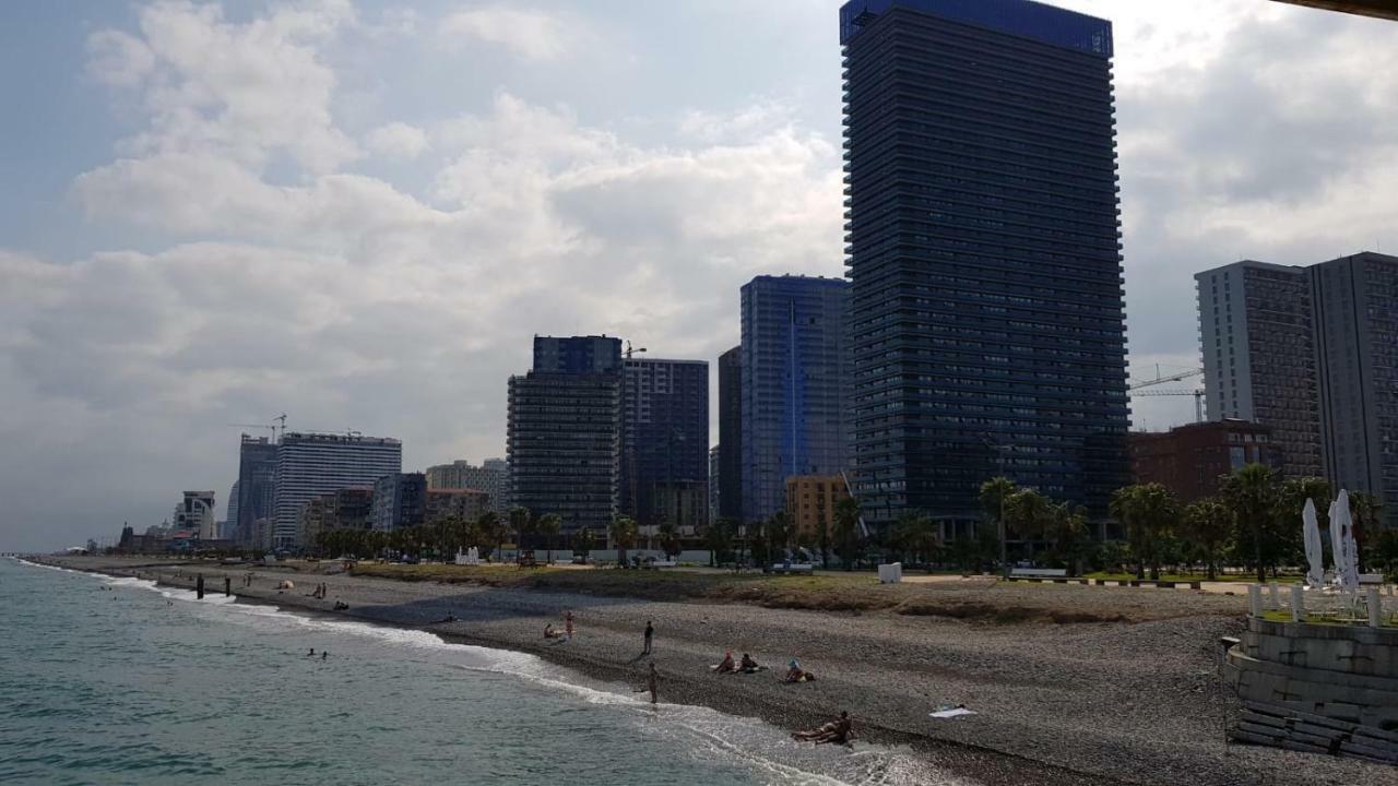 Batumi Beach Tower Bagian luar foto